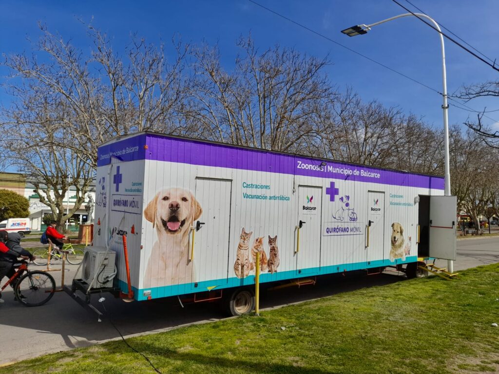 ZOONOSIS CONTINÚA SU RECORRIDO POR EL INTERIOR DEL DISTRITO.