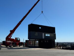 FUERON COLOCADAS LAS OFICINAS MODULARES EN EL AUTÓDROMO