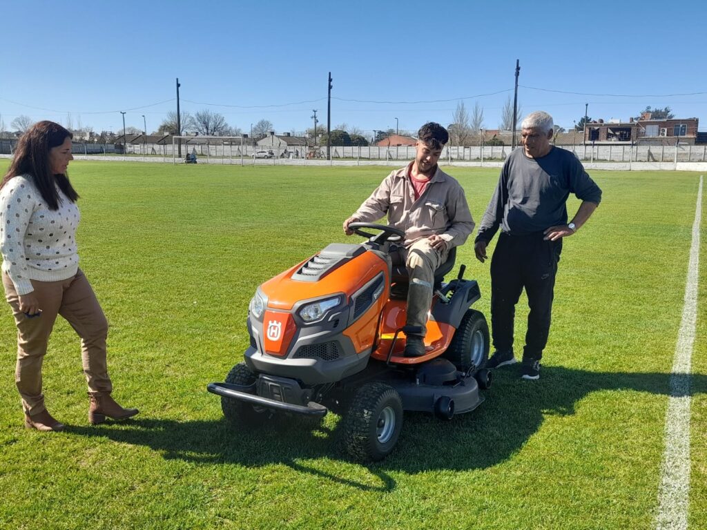 SE REALIZAN MEJORAS EN EL ESTADIO