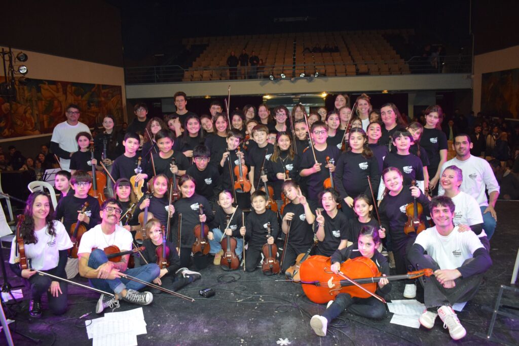 EL PÚBLICO APLAUDIÓ DE PIE EL CONCIERTO “CIUDAD DE BALCARCE”