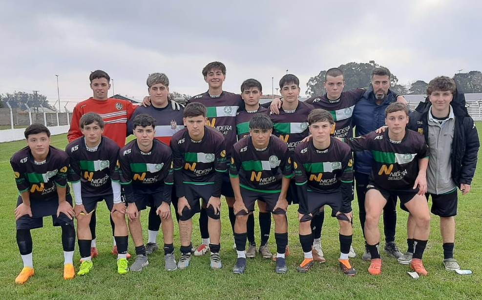 BONAERENSES: EQUIPOS DE FÚTBOL 11 Y LEANDRO BARBERÓN AL REGIONAL