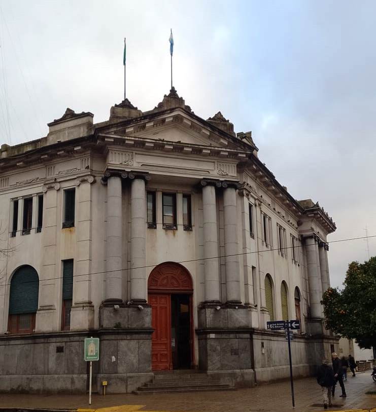 REALIZARÁN MEJORAS EN MÁSTILES Y SISTEMA DE IZADO DE BANDERAS DEL PALACIO MUNICIPAL