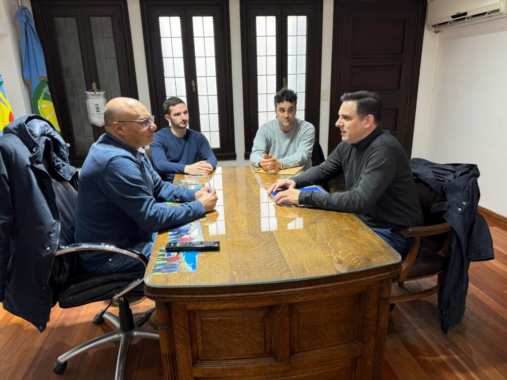 EL MUNICIPIO SUSCRIBIÓ CONVENIOS CON LA UNIVERSIDAD FASTA PARA LA INCORPORACIÓN DE PASANTES Y PRÁCTICAS PROFESIONALES