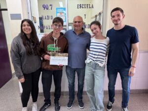 EL INTENDENTE SALUDÓ A ALUMNOS DE NAPALEOFÚ, GANADORES DEL CERTAMEN NACIONAL DE RADIO