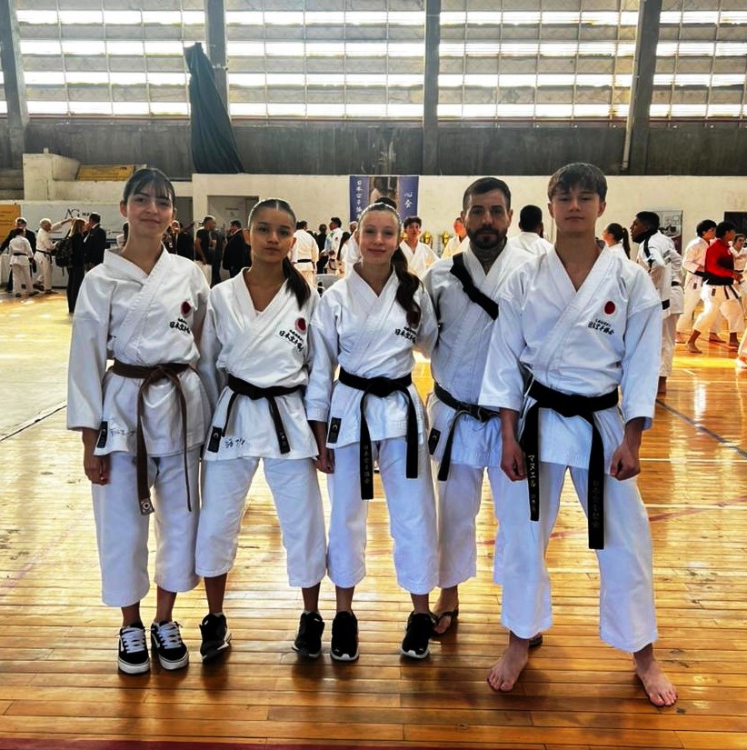 TÍTULO NACIONAL EN KARATE PARA CANDELA VEGA