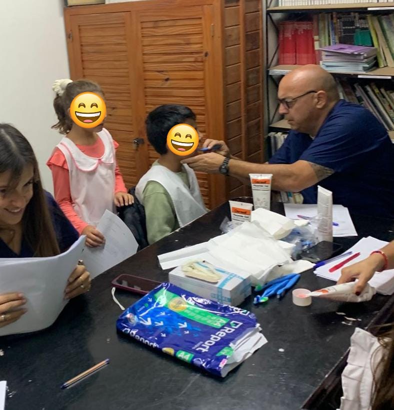 CONTROLES INTEGRALES DE SALUD EN ESCUELAS PRIMARIAS