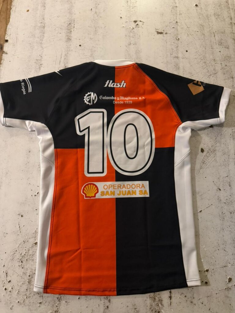 CAMPO DE PATO PRESENTA NUEVA CAMISETA DE RUGBY