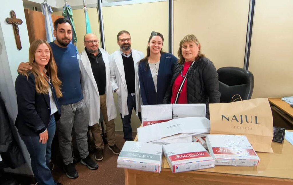 DONARON 70 JUEGOS DE SÁBANAS AL HOSPITAL MUNICIPAL