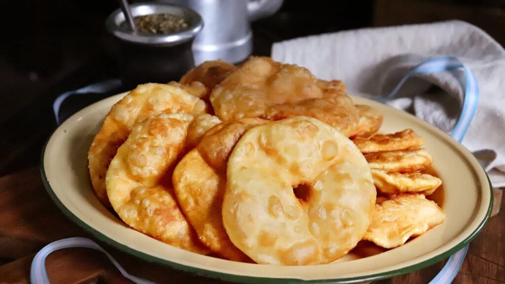 TORTAS FRITAS PARA COLABORAR CON LOS GERIÁTRICOS MUNICIPALES