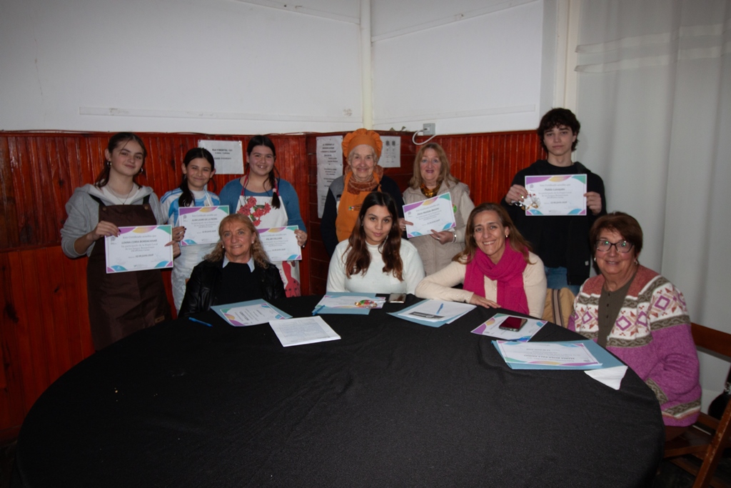 BONAERENSES CULTURA: CLASIFICADOS A FASE REGIONAL EN COCINA