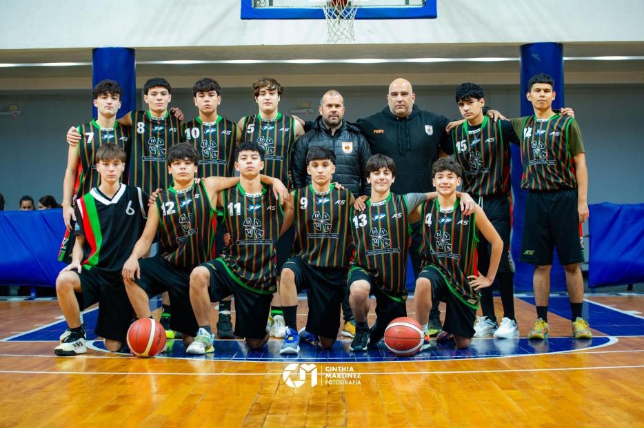 DOS VICTORIAS Y UNA DERROTA EN BÁSQUET