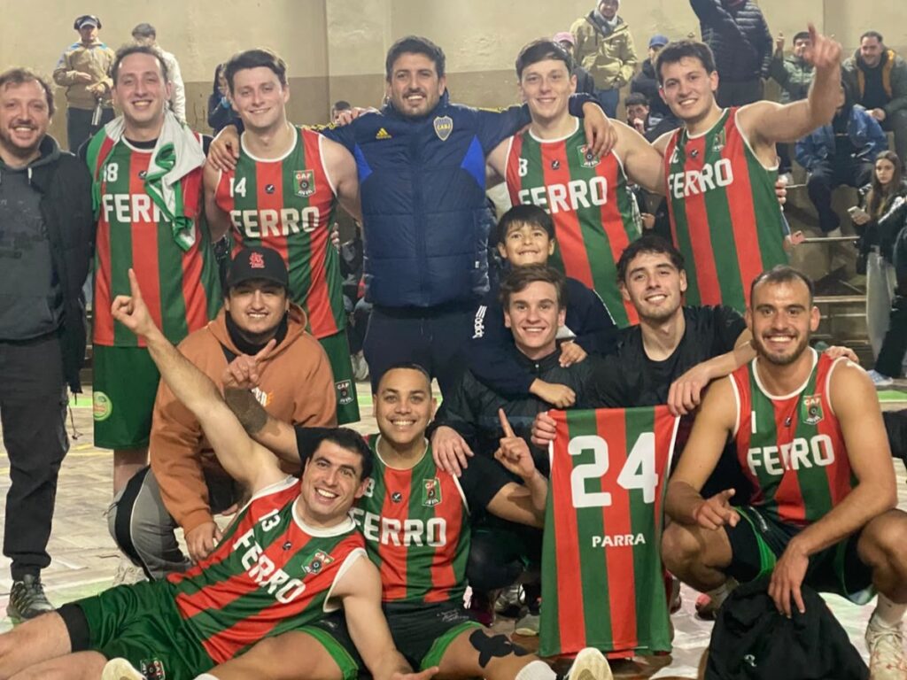 FERRO IMPUSO SU JUEGO, VENCIÓ A URQUIZA Y SE CONSAGRÓ CAMPEÓN