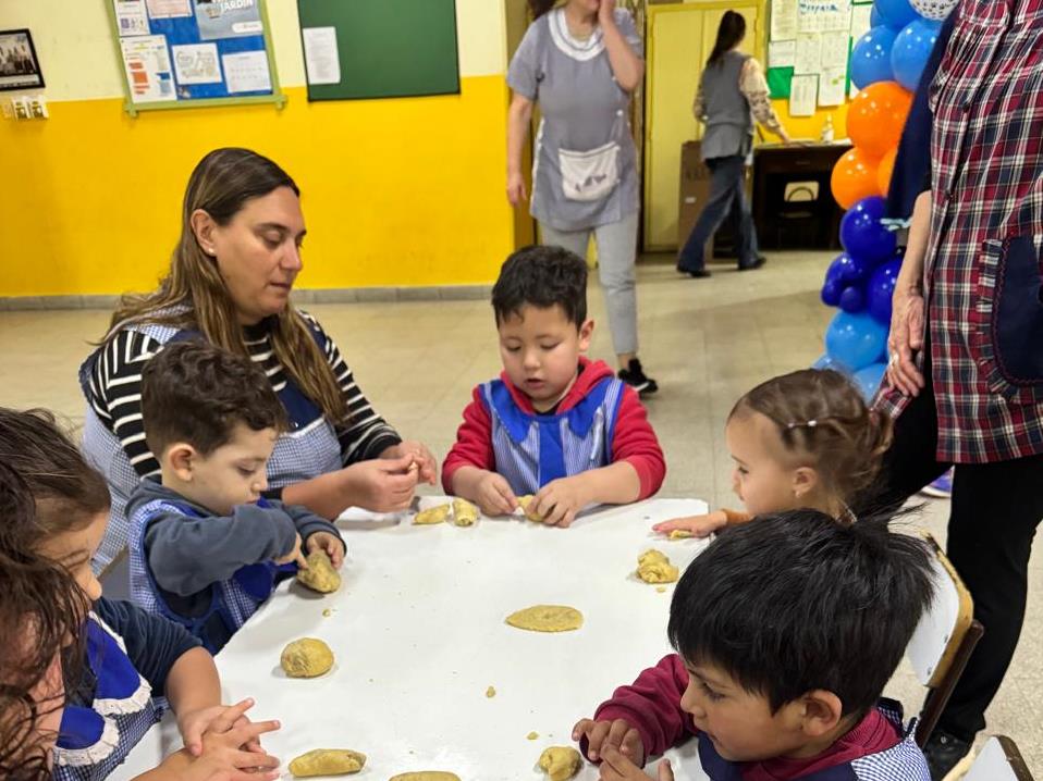 NUEVA JORNADA DE ALIMENTACIÓN SALUDABLE EN EL JARDÍN DE INFANTES Nº 903
