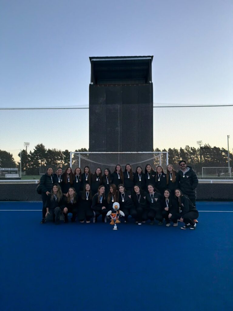 CAMPO DE PATO CAMPEÓN DEL REGIONAL SUB-16 DE HOCKEY